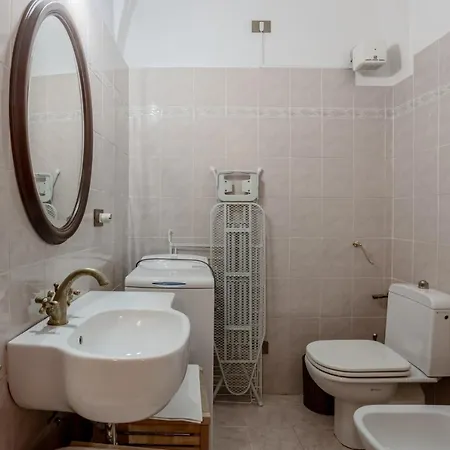 Casa Giovanna - Piazza San Michele Studio!