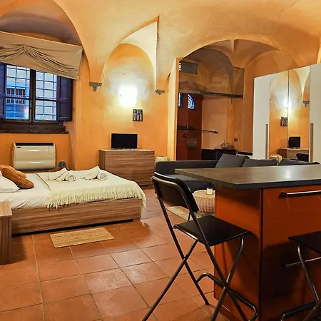 Casa Giovanna - Piazza San Michele Studio! Apartmán *